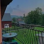 Z Wlasnymi Aneksami Kuchennymi - Zbigniew Lassak *