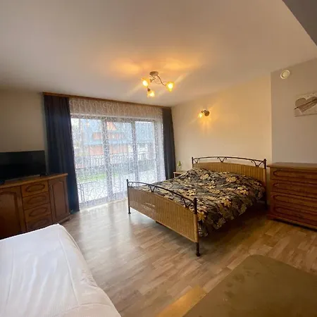 Homestay Z Wlasnymi Aneksami Kuchennymi - Zbigniew Lassak